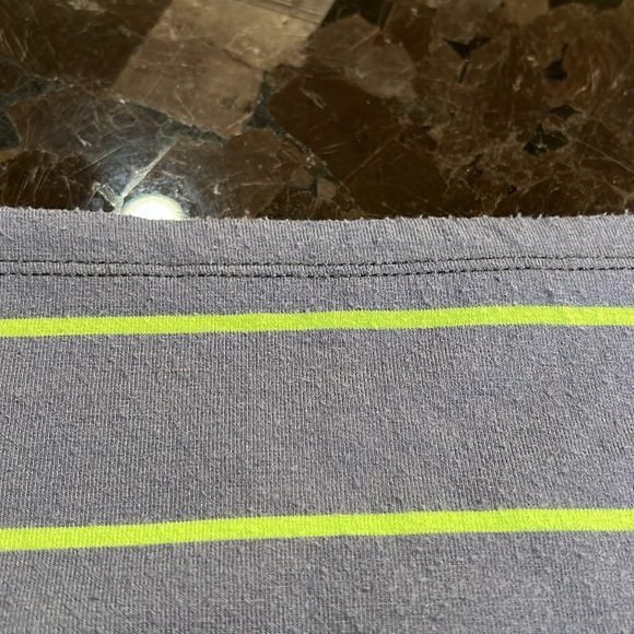 Abercrombie and Fitch mini skirt - Picture 3 of 5